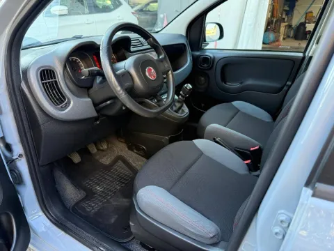 Fiat Panda 1.2 Pop s&s 69cv my19 - Immagine 9