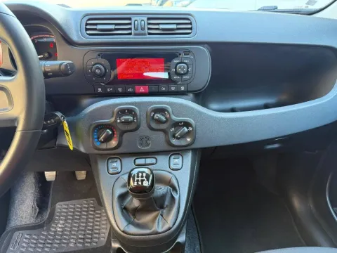 Fiat Panda 1.2 Pop s&s 69cv my19 - Immagine 14
