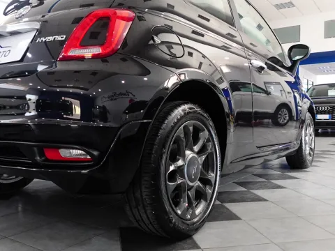 Fiat 500 1.0 hybrid Connect 70cv - Immagine 8