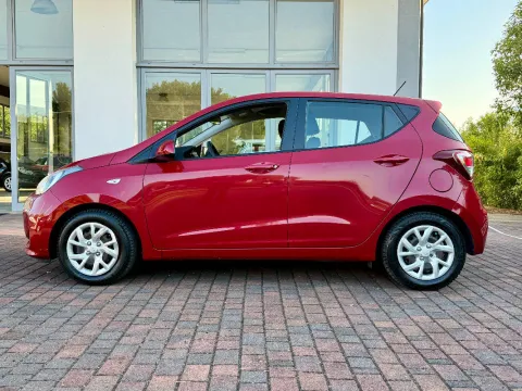 Hyundai i10 1.0 Login - Immagine 4