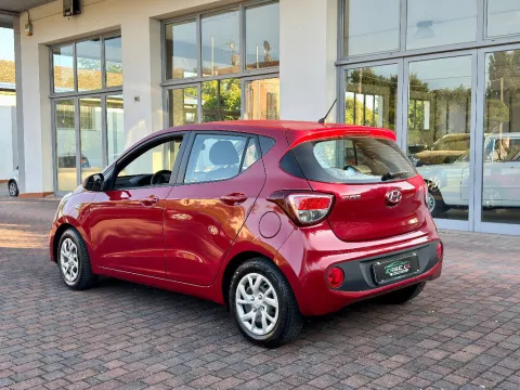 Hyundai i10 1.0 Login - Immagine 5