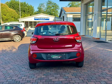 Hyundai i10 1.0 Login - Immagine 6
