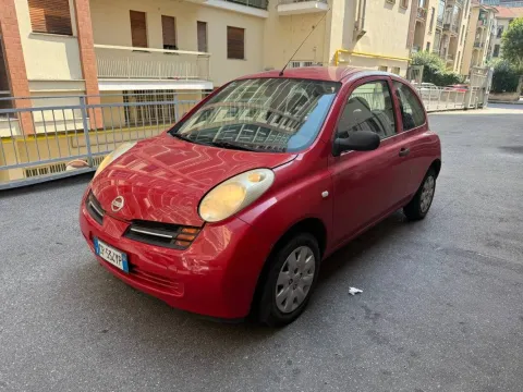 Nissan Micra 3p 1.0 Visia - Immagine 1