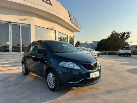 Lancia Ypsilon 1.3 mjt Silver s&s 95cv - Immagine 2