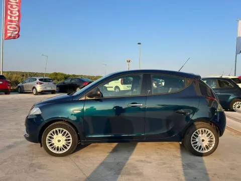 Lancia Ypsilon 1.3 mjt Silver s&s 95cv - Immagine 5