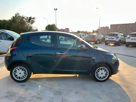 Lancia Ypsilon 1.3 mjt Silver s&s 95cv - Immagine 6