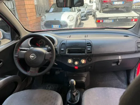 Nissan Micra 3p 1.0 Visia - Immagine 10