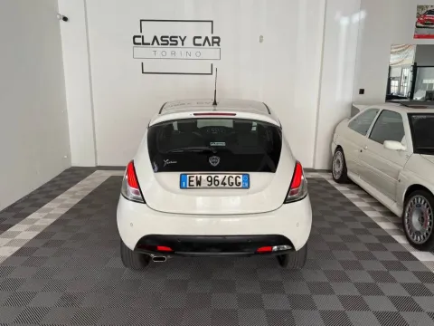 Lancia Ypsilon 1.2 8v Gold c/CL ecochic Gpl 69cv - Immagine 6