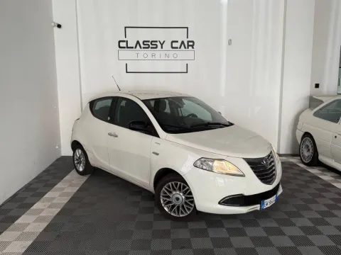 Lancia Ypsilon 1.2 8v Gold c/CL ecochic Gpl 69cv - Immagine 8