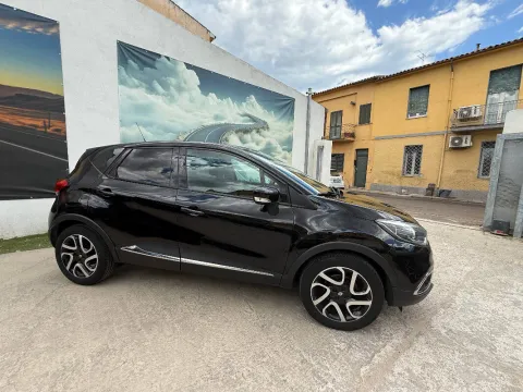 Renault Captur 0.9 tce Live s&s 90cv - Immagine 4