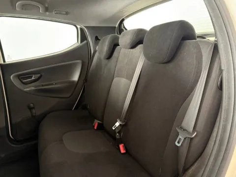 Lancia Ypsilon 1.2 8v Gold c/CL ecochic Gpl 69cv - Immagine 21