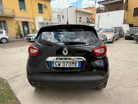 Renault Captur 0.9 tce Live s&s 90cv - Immagine 6