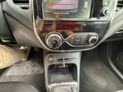 Renault Captur 0.9 tce Live s&s 90cv - Immagine 15