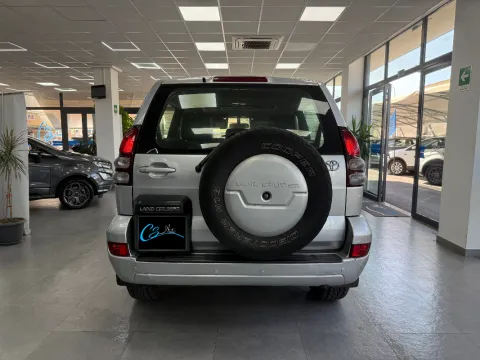 Toyota Land Cruiser kdj125 3p 3.0 d-4d Executive auto my05 - Immagine 4