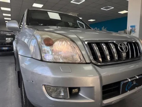 Toyota Land Cruiser kdj125 3p 3.0 d-4d Executive auto my05 - Immagine 8
