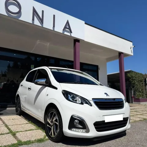 Peugeot 108 5p 1.0 vti Allure Top! E6 - Immagine 1