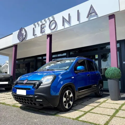 Fiat Panda 1.0 firefly hybrid Icon s&s 70cv 5p.ti - Immagine 3