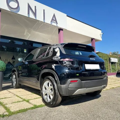 Jeep Avenger 1.2 turbo e-hybrid mhev Altitude fwd 110cv edct6 - Immagine 4