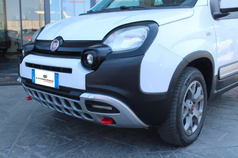 Fiat Panda 1.3 mjt 16v Cross 4x4 s&s 95cv - Immagine 2