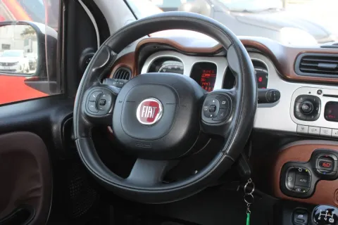 Fiat Panda 1.3 mjt 16v Cross 4x4 s&s 95cv - Immagine 10