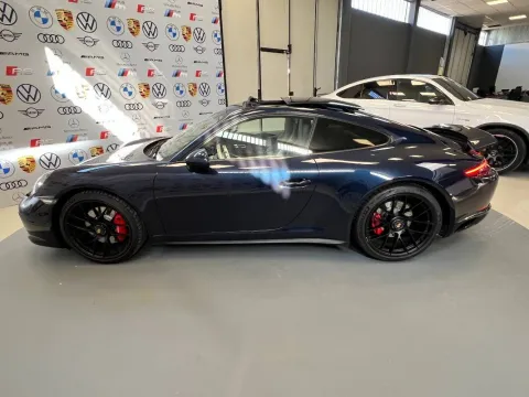 Porsche 911 Coupe 3.0 Carrera 4 GTS auto - Immagine 8