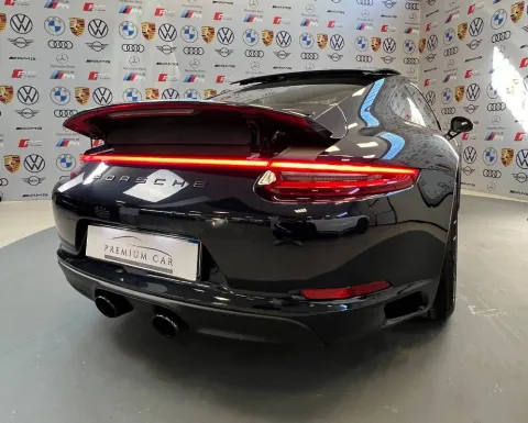 Porsche 911 Coupe 3.0 Carrera 4 GTS auto - Immagine 9
