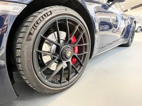 Porsche 911 Coupe 3.0 Carrera 4 GTS auto - Immagine 10
