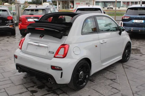 Abarth 595C 1.4 t-jet Pista 160cv auto - Immagine 5