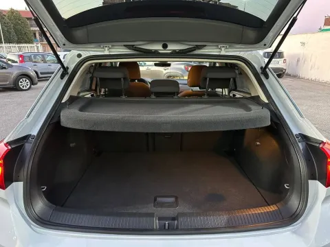 Volkswagen T-Roc 2.0 tdi Business 150cv dsg - Immagine 15