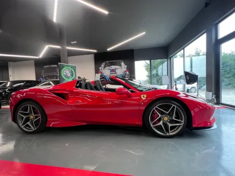 Ferrari F8 Tributo Spider 3.9 - Immagine 8