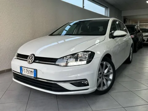 Volkswagen Golf 5p 1.6 tdi Executive 115cv - Immagine 2