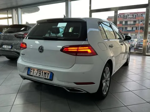 Volkswagen Golf 5p 1.6 tdi Executive 115cv - Immagine 4
