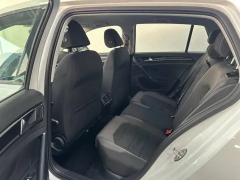 Volkswagen Golf 5p 1.6 tdi Executive 115cv - Immagine 6