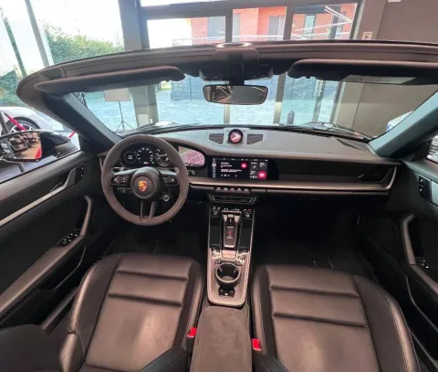 Porsche 911 Cabrio 3.0 Carrera auto - Immagine 10