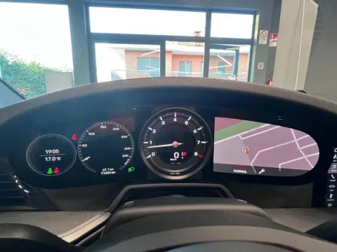 Porsche 911 Cabrio 3.0 Carrera auto - Immagine 14