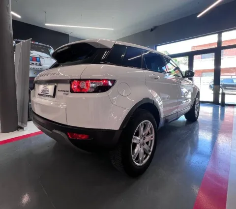 Land Rover Range Rover Evoque 5p 2.2 td4 Pure Tech Pack 150cv - Immagine 5