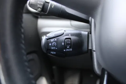 Citroen C3 1.2 puretech Shine s&s 110cv eat6 my18 - Immagine 19