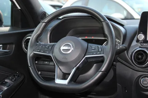 Nissan Juke 1.0 dig-t N-Connecta 114cv - Immagine 11