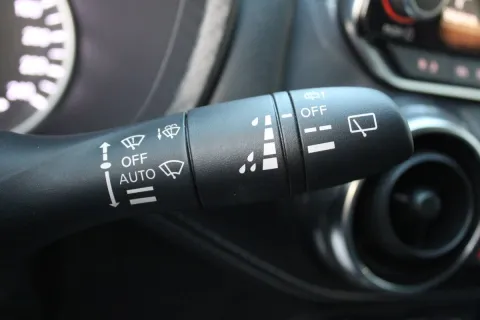 Nissan Juke 1.0 dig-t N-Connecta 114cv - Immagine 21