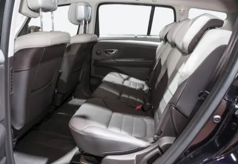 Renault Espace 1.6 dci energy Initiale Paris 160cv 7p.ti edc - Immagine 6