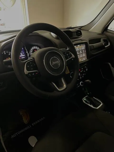 Jeep Renegade 1.6 mjt Longitude 2wd 120cv ddct - Immagine 3