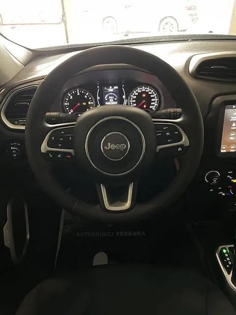 Jeep Renegade 1.6 mjt Longitude 2wd 120cv ddct - Immagine 4