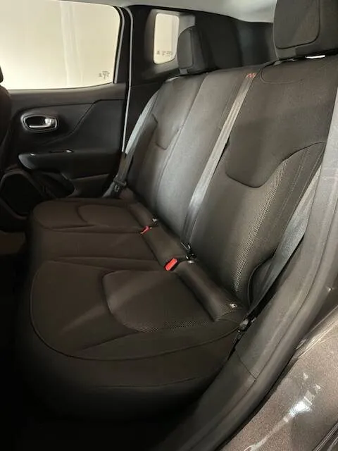 Jeep Renegade 1.6 mjt Longitude 2wd 120cv ddct - Immagine 7