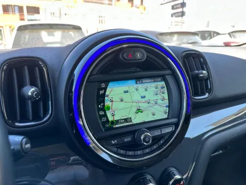 Mini Mini Countryman 2.0 Cooper D Business auto - Immagine 11
