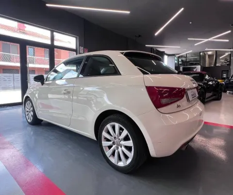 Audi A1 1.6 tdi Ambition 105cv - Immagine 7