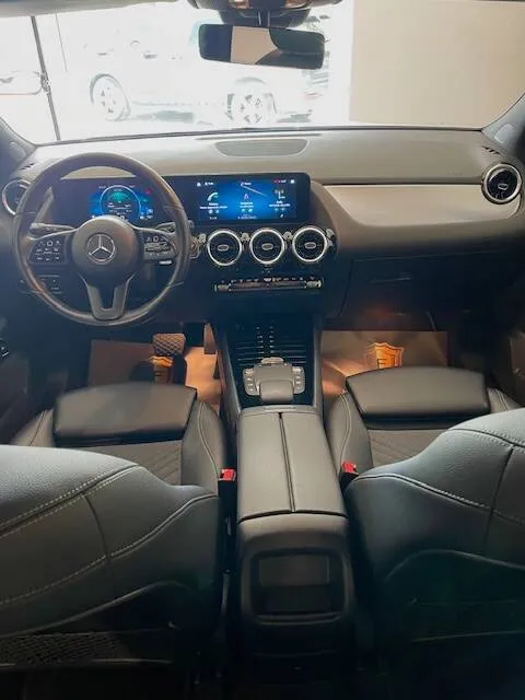 Mercedes GLA 250 e phev (eq-power) Business Extra auto - Immagine 3