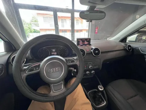 Audi A1 1.6 tdi Ambition 105cv - Immagine 11