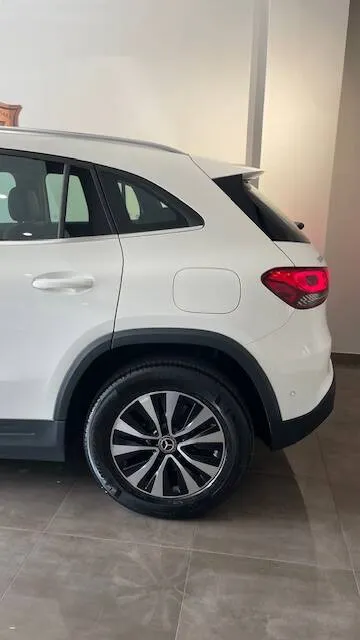 Mercedes GLA 250 e phev (eq-power) Business Extra auto - Immagine 10