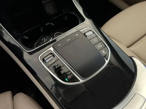 Mercedes GLC 220 d Business 4matic auto - Immagine 18