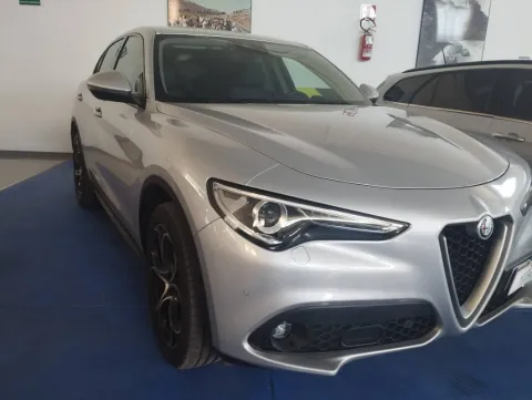 Alfa Romeo Stelvio 2.2 t Veloce Ti Q4 210cv auto - Immagine 1